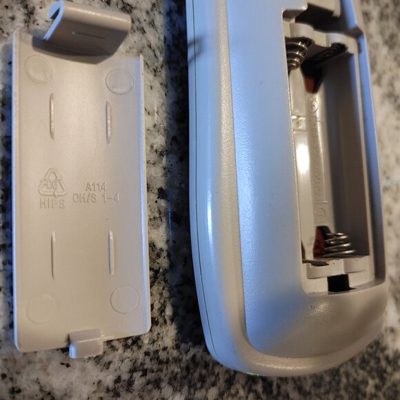 Original Sanyo Remote Control N7 HS3-4 TV / VCR - Gray - Picture 3 of 8